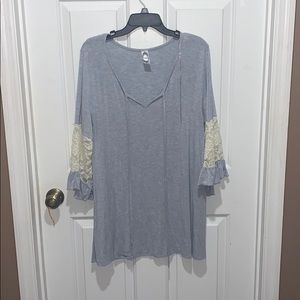Honeyme lace bell sleeved tunic blouse